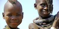 enfants himbas - voyage exploration en namibie